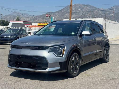 Steel Gray 2024 Kia Niro EV Wind