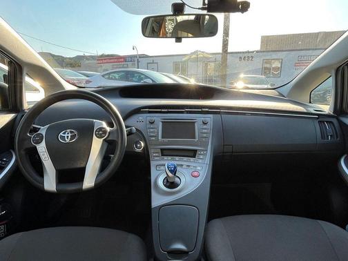 2014 Toyota Prius Three