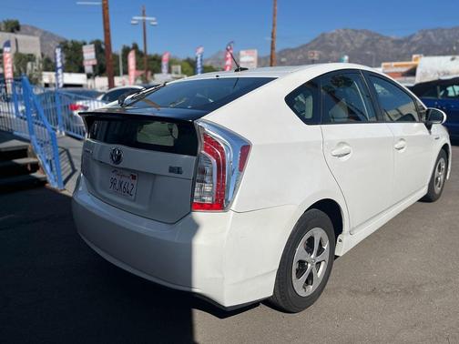 2014 Toyota Prius Three