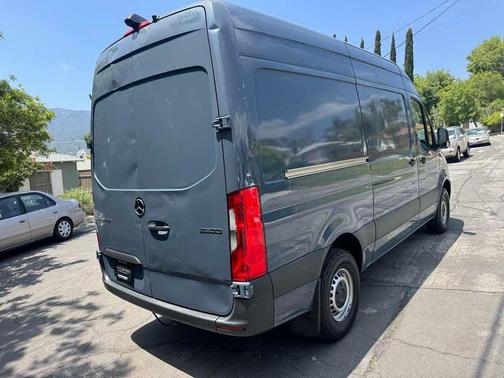 2019 Mercedes-Benz Sprinter 2500 Standard Roof