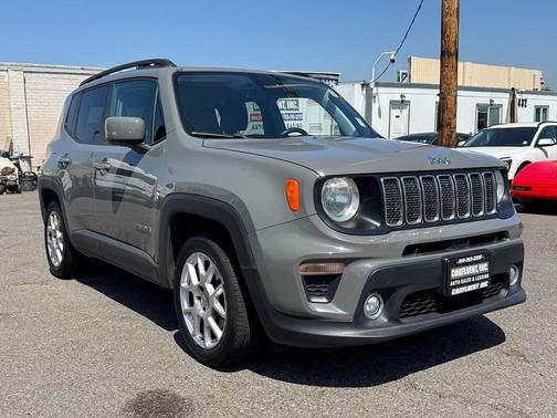 Sting-Gray Clearcoat 2019 Jeep Renegade Latitude