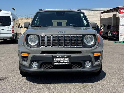 Sting-Gray Clearcoat 2019 Jeep Renegade Latitude