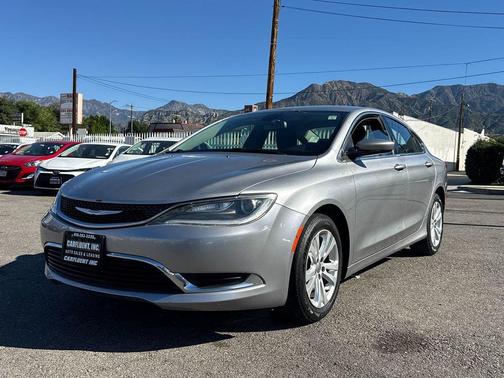 2015 Chrysler 200 Limited