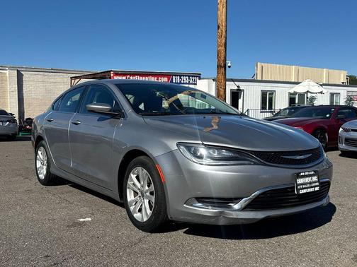 2015 Chrysler 200 Limited