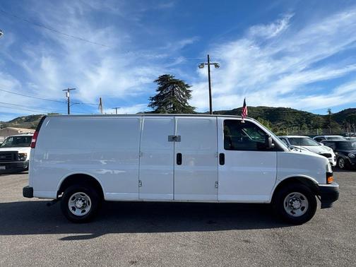 2018 Chevrolet Express 2500 Work Van