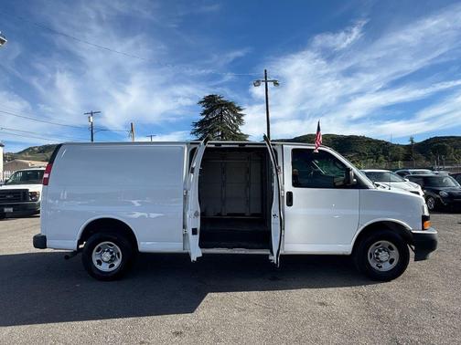 2018 Chevrolet Express 2500 Work Van