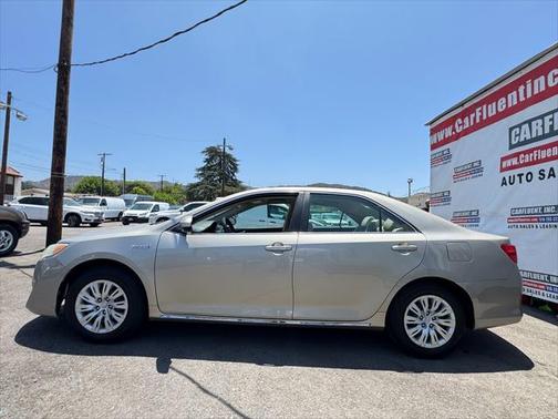 2013 Toyota Camry Hybrid LE
