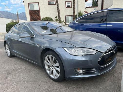 2013 Tesla Model S Base