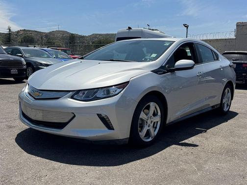 Silver Ice Metallic 2017 Chevrolet Volt LT
