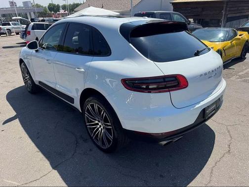 2017 Porsche Macan S
