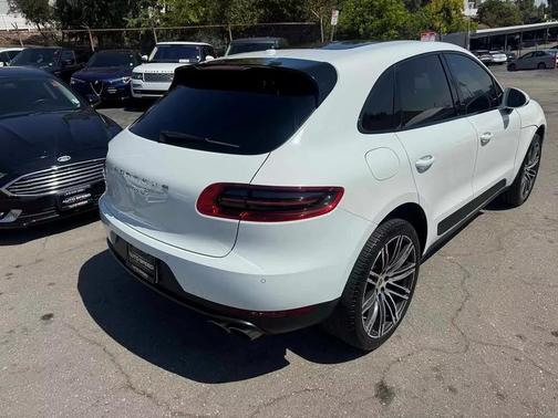 2017 Porsche Macan S