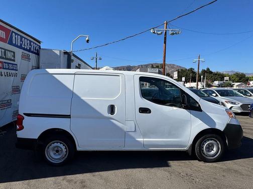 2015 Nissan NV200 S