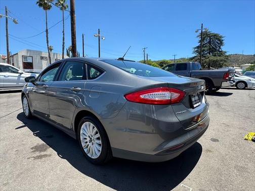 2014 Ford Fusion Hybrid S