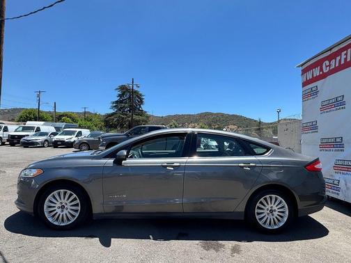2014 Ford Fusion Hybrid S