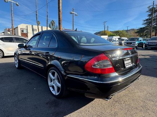 2009 Mercedes-Benz E-Class Luxury Sedan