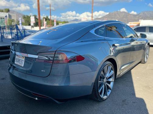 2014 Tesla Model S 85