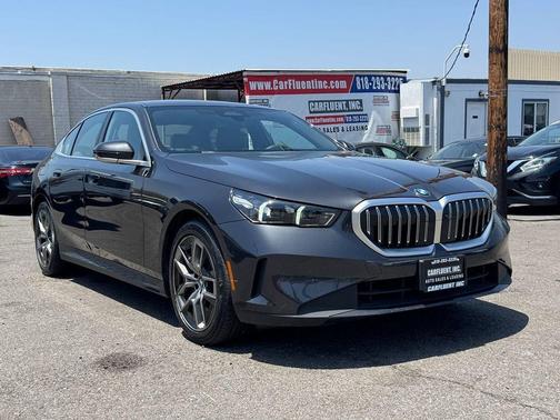 2026 BMW 530 530i