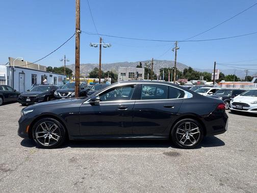 2026 BMW 530 530i