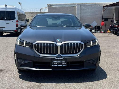 2026 BMW 530 530i