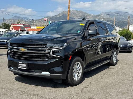 Black 2023 Chevrolet Suburban LT