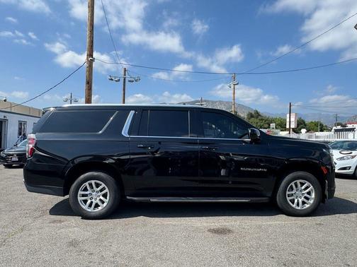 Black 2023 Chevrolet Suburban LT