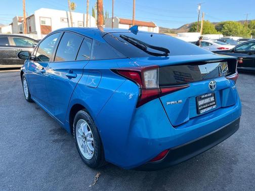 2019 Toyota Prius L