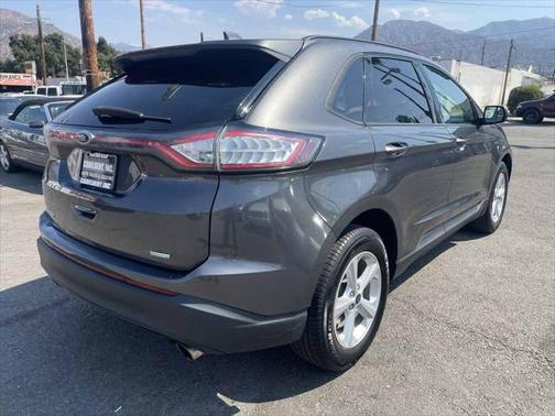 2018 Ford Edge SE