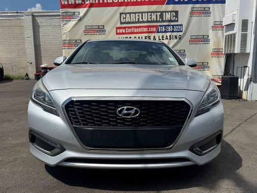 2016 Hyundai SONATA Hybrid SE