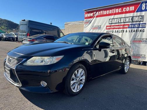 2015 Lexus ES 300h Base