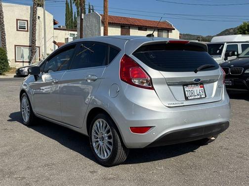 Ingot Silver Metallic 2014 Ford Fiesta Titanium