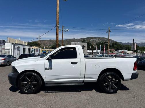 Bright White Clearcoat 2016 RAM 1500 Tradesman