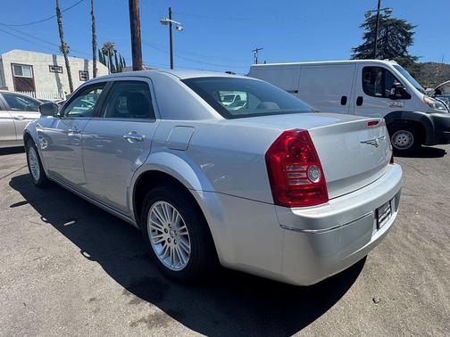 2010 Chrysler 300 Touring Plus