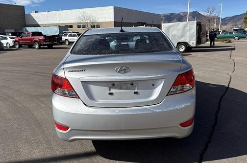 2013 Hyundai Accent GLS