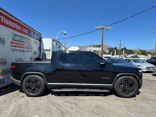 2023 Rivian R1T Adventure