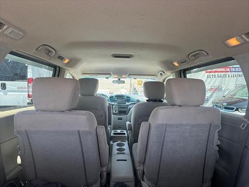 2017 Nissan Quest SV