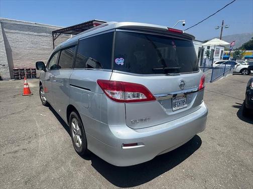 2017 Nissan Quest SV