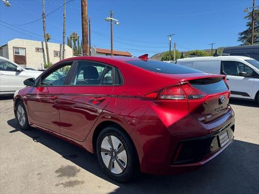 2019 Hyundai IONIQ Hybrid Blue