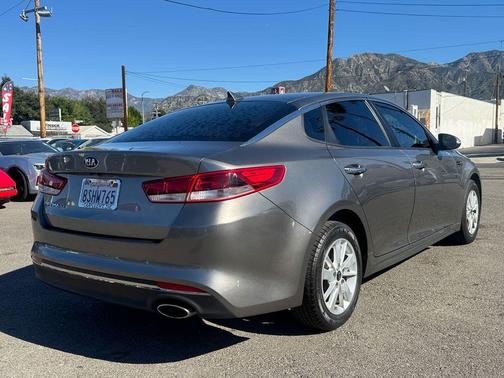 2017 Kia Optima LX