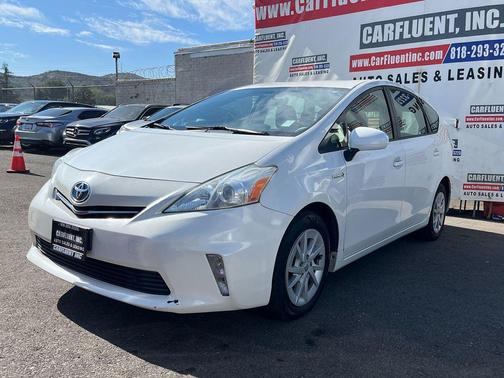 2013 Toyota Prius v Two