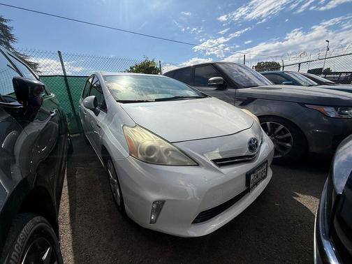 2013 Toyota Prius v Two