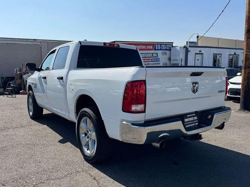 Bright White Clearcoat 2019 RAM 1500 Tradesman