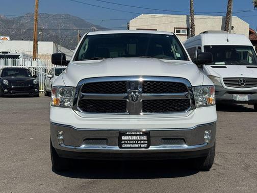 Bright White Clearcoat 2019 RAM 1500 Tradesman