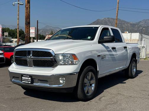 Bright White Clearcoat 2019 RAM 1500 Tradesman