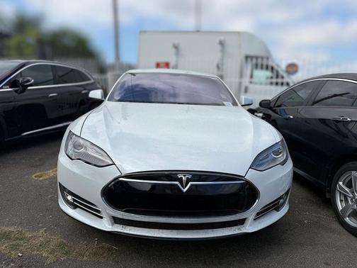 2013 Tesla Model S Performance