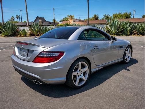 White 2014 Mercedes-Benz SLK-Class SLK 250
