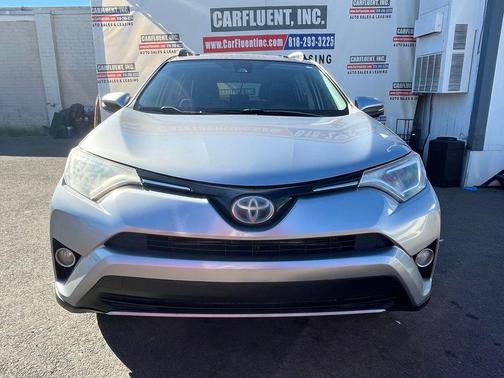 2017 Toyota RAV4 Hybrid XLE