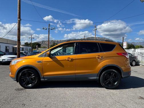Sunset 2016 Ford Escape SE