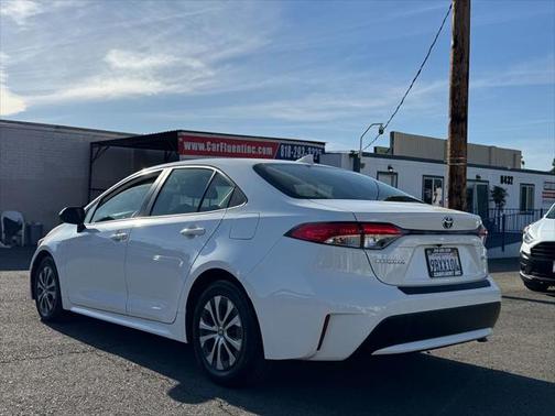 2022 Toyota Corolla Hybrid LE