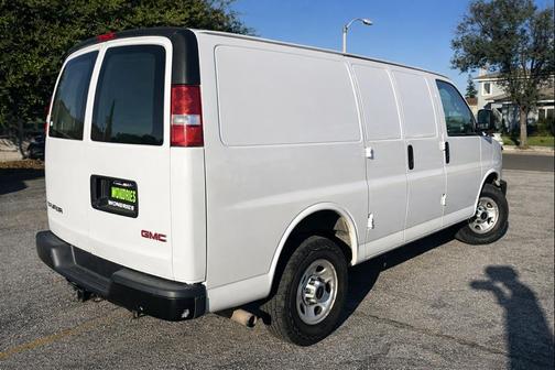 2021 GMC Savana 2500 Work Van