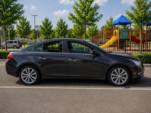 Black Granite Metallic 2013 Chevrolet Cruze LTZ